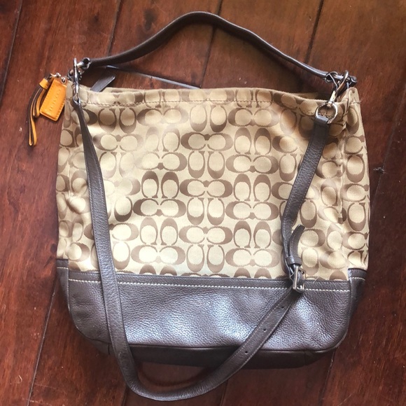 Coach Purse - Picture 1 of 3